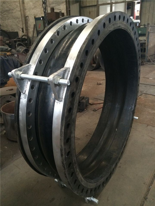 組焊過程應(yīng)檢查特富龍膨脹節(jié)哪幾項(xiàng)